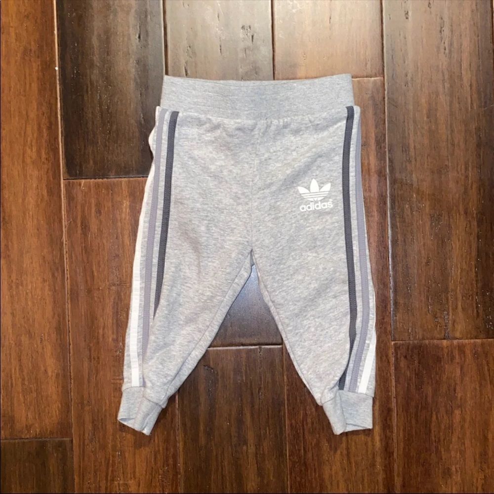 Adidias Joggers: 18 Months 